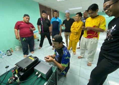 KEM RADIO SATRIA X PERWIRA 5